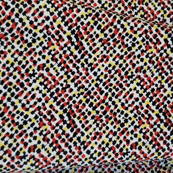 Skirt, black, red, yellow geometric pattern - Picture 2 of 6